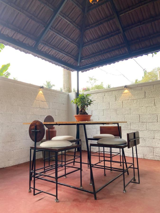 Lannister Inn Kochi Extérieur photo